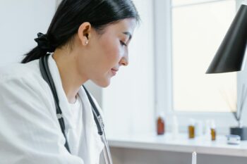 Ekonsultacja medyczna – czym jest i&nbsp;jak się do&nbsp;niej przygotować?
