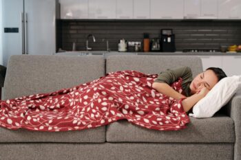 Niska tolerancja zimna – przyczyny hormonalne, hematologiczne i&nbsp;krążeniowe